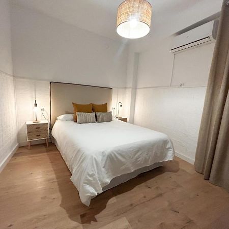 Apartamento Plaza Castilleja de la Cuesta Eksteriør billede