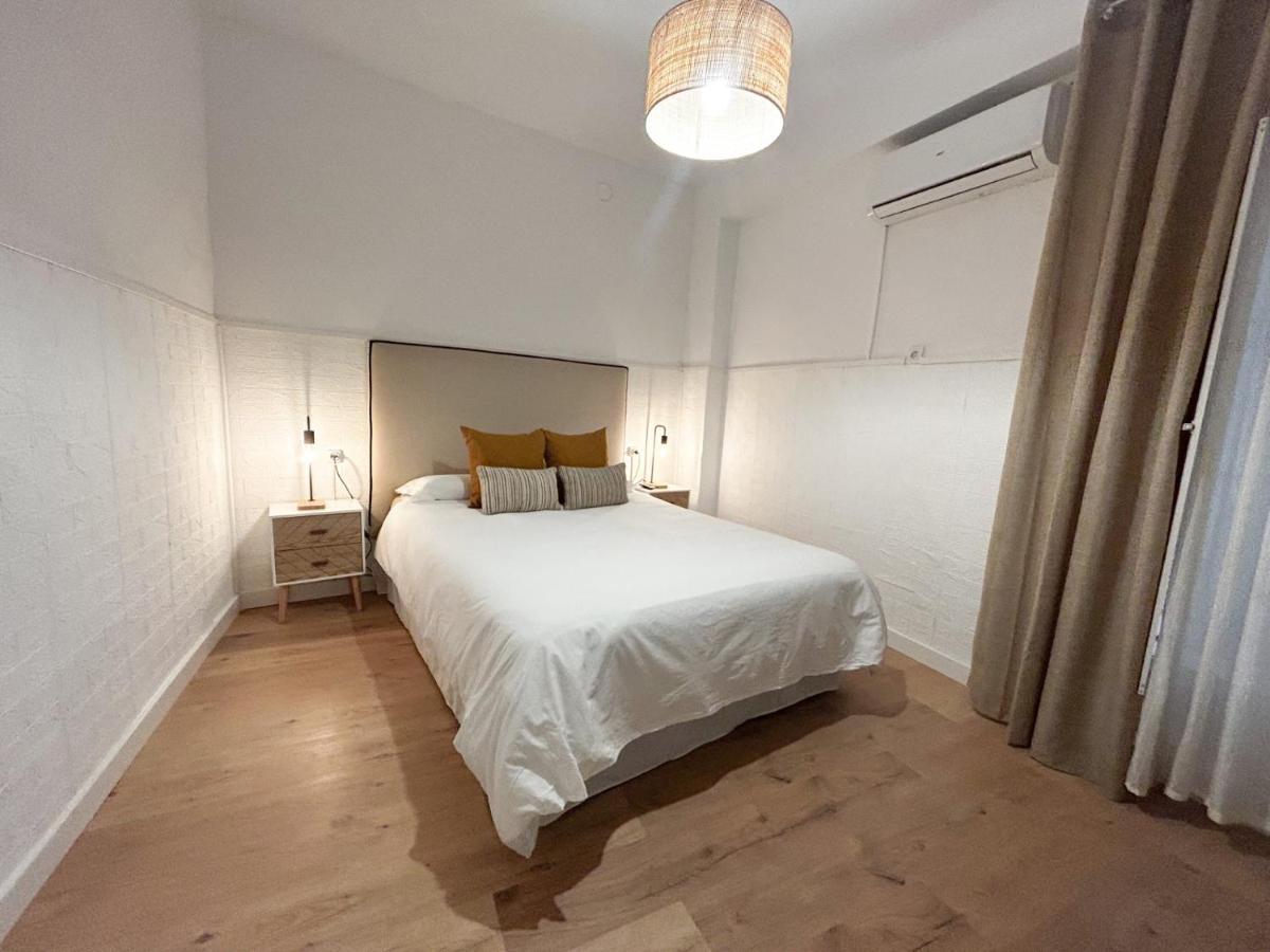 Apartamento Plaza Castilleja de la Cuesta Eksteriør billede