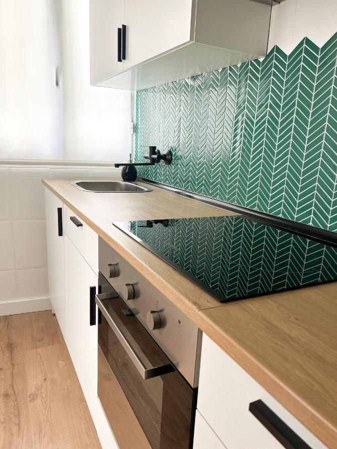 Apartamento Plaza Castilleja de la Cuesta Eksteriør billede