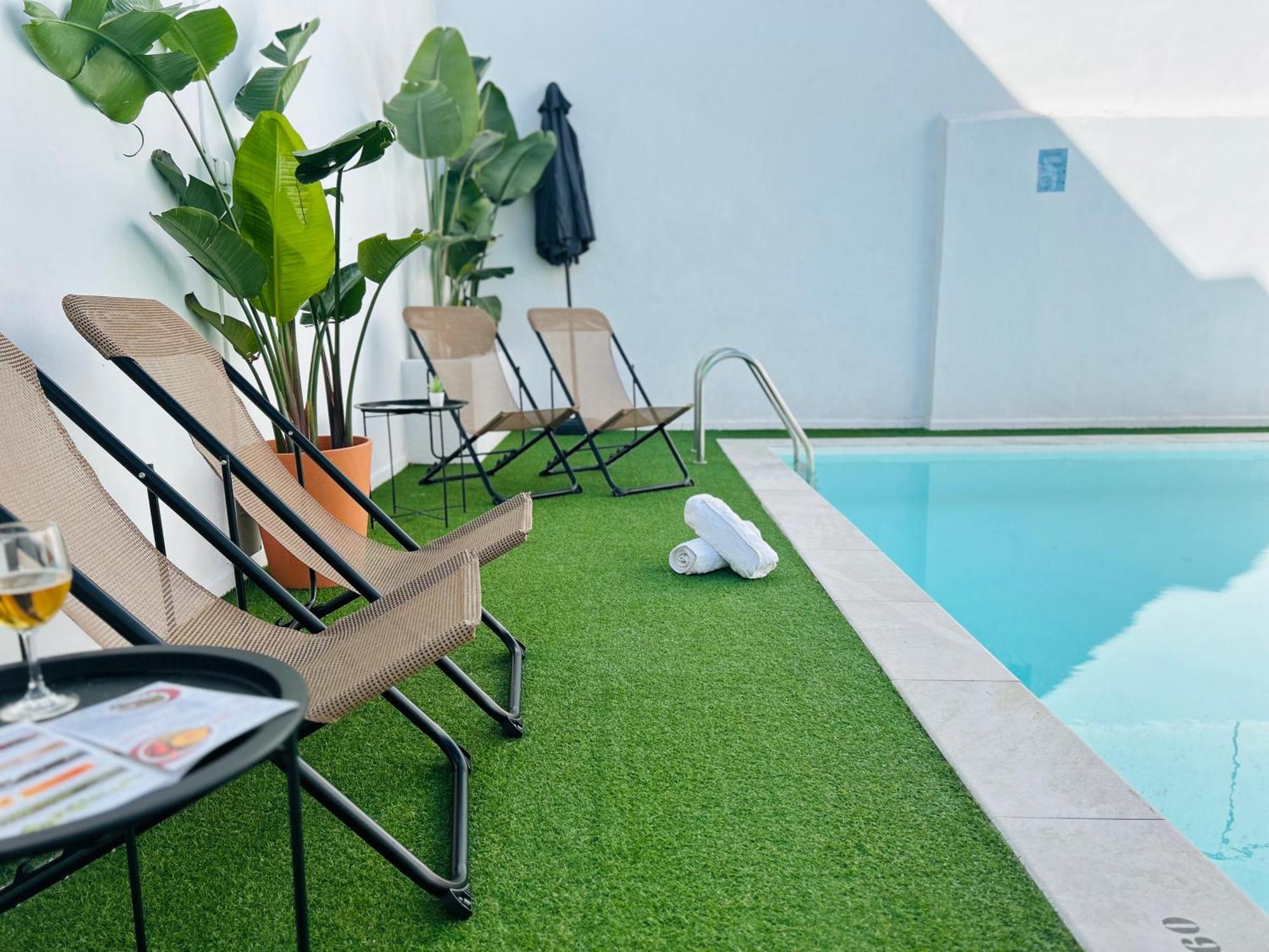 Apartamento Plaza Castilleja de la Cuesta Eksteriør billede