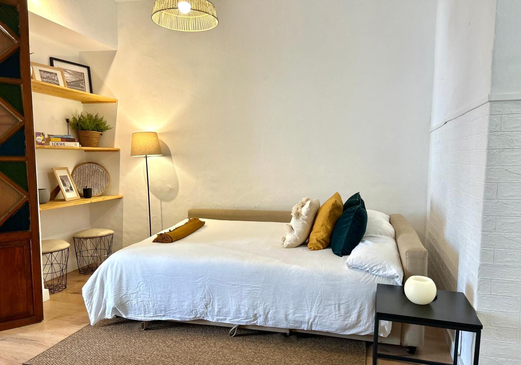 Apartamento Plaza Castilleja de la Cuesta Eksteriør billede